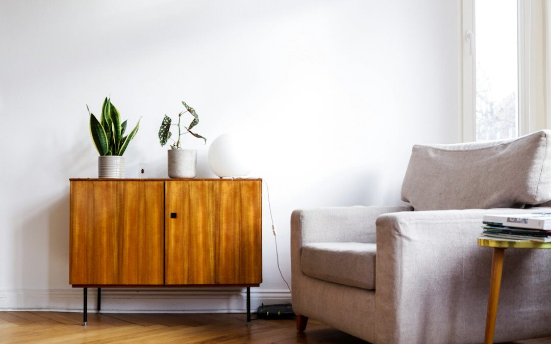 Mobile Showroom vs In-Store: Which Flooring Shopping Experience is Right for You?